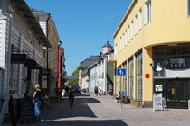 Jokikadun putiikkeja