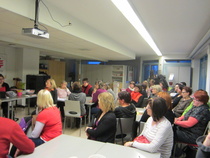 Runsas joukko kiinnostuneita ao:n jäseniä saapui paikalle kuulemaan ajankohtaisista asioista